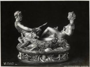 VI Triennale - Mostra dell'antica oreficeria italiana - Vetrina XXIV - Saliera di Benvenuto Cellini