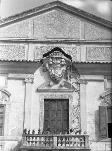 San Giacomo delle Segnate (?), Palazzo Arrigoni: facciata