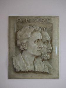 Ritratto maschile e femminile di P. e M. Curie