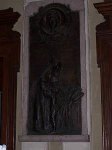 Busto della Contessa Santorre di Santarosa che assiste i poveri fanciulli
