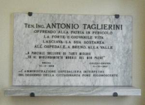Lapide in memoria dell'ing. Antonio Taglierini