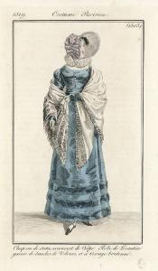 Journal des Dames et des Modes. Costume Parisien. Chapeau de satin recouvert de Crêpe. Robe de Levantine garnie de bandes de Velours, et à Corsage boutonné