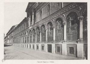 Milano. Facciata dell'Ospedale Maggiore