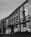 Ricostruzione di casa Morardet, Mialno. Il fronte su via Manzoni dopo la guerra (CRSAB).